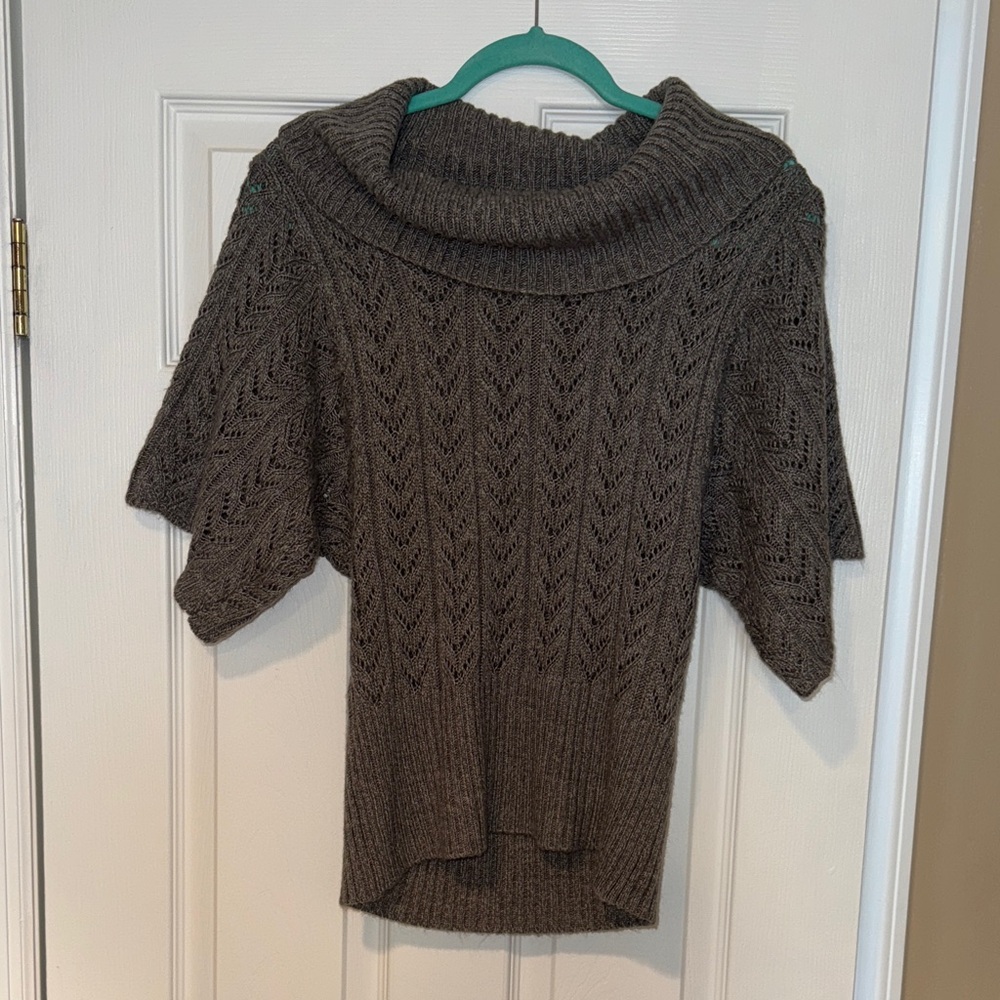 Forever 21 short sleeve foldover turtleneck sweater